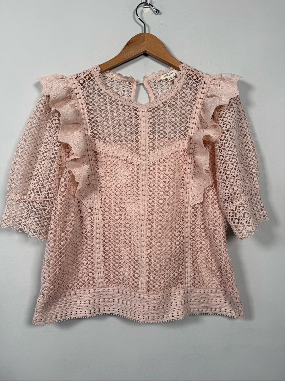 Ultra Pink Crochet Ruffle Sleeve Blouse, Size L, Excellent Condition